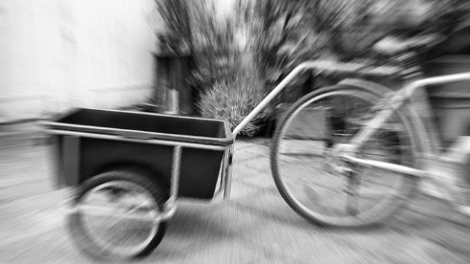 fahrrad-mit-anhaenger